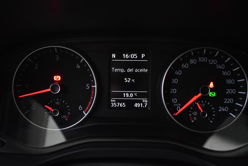 Imagen 11 de 15 de Volkswagen Amarok 3.0 V6 Cd Highline 2017 - 35.700km