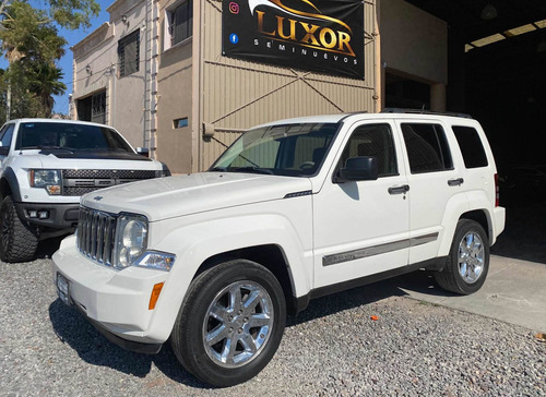 Imagen 1 de 15 de Jeep Liberty 2008 Limited Base Piel 4x2 Mt