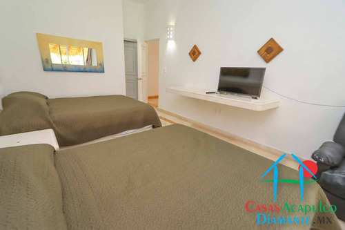 Cad Son Vida Menorca 5. Tu Refugio En Acapulco: Casa Con Jacuzzi Y Roof Garden Cerca Del Mar