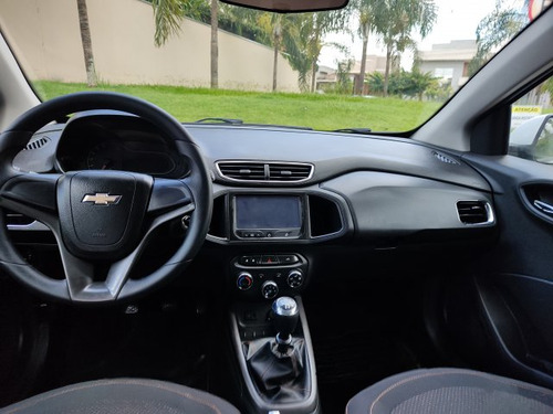 Chevrolet Onix Onix 1.4 MPFI LTZ 8V FLEX 4P MANUAL