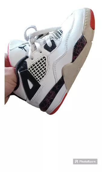 Tenis Jordan 4 Talla 15 Cm