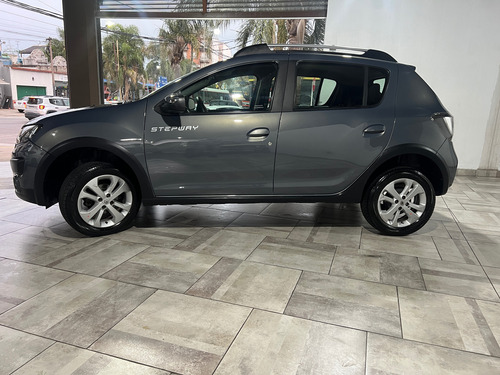 Renault Sandero Stepway 1.6 Privilege 105cv