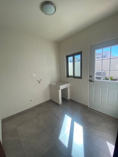 Casa A Estrenar En Residencial Privado Los Mochis, Sinaloa.