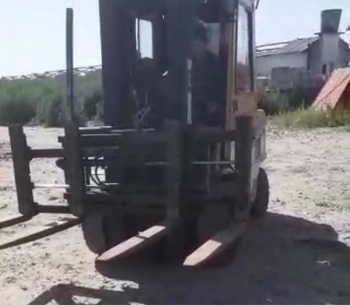 Autoelevador Cat 35g De 3,5tn (2016) Cabinado Envios Al Pais