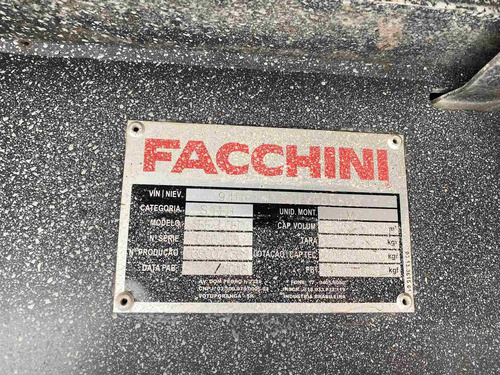 Imagem 6 de 15 de Carreta Bau Sider Facchini