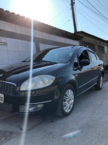 Imagem 2 de 6 de Fiat Linea