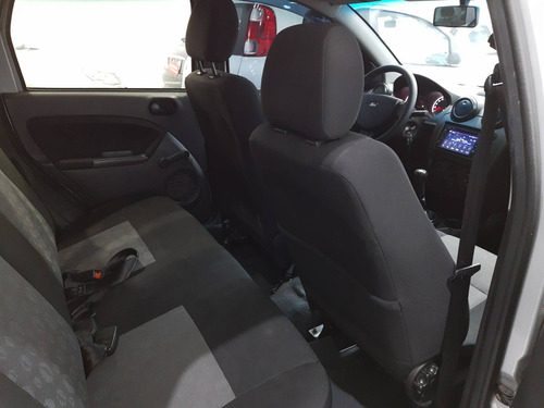 Ford Fiesta 1.0 Mpi Hatch 8v Flex 4p Manual