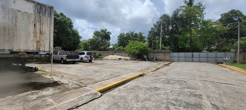 Alquiler De Nave En La Autopista Duarte