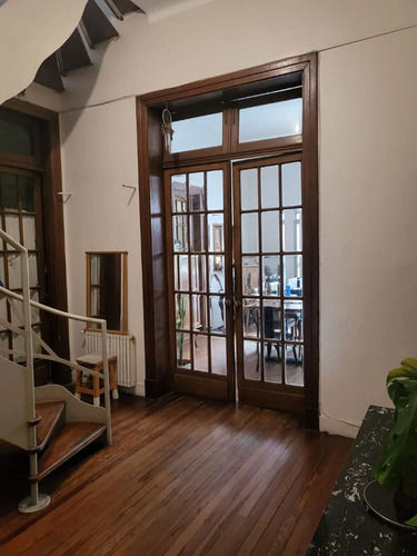 Alquiler Casa 6 Dormitorios Agronomía Con Cochera