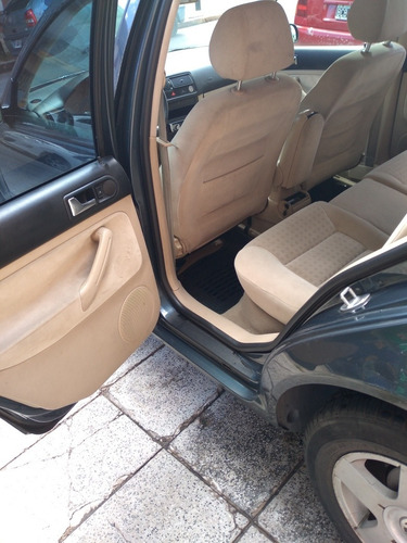 Volkswagen Golf 1.6 Conceptline 2001