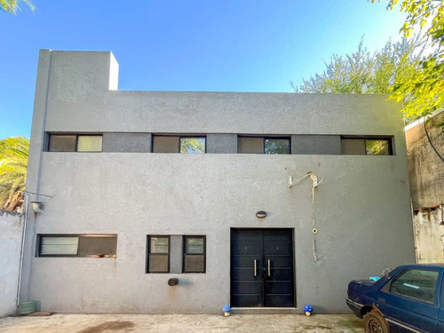 Casa En Venta En Villa Elisa De 3 Dormitorios