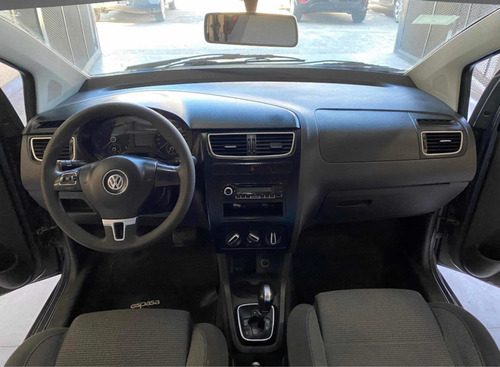 Imagen 11 de 12 de Volkswagen Suran Confortline I-motion - Año 2011