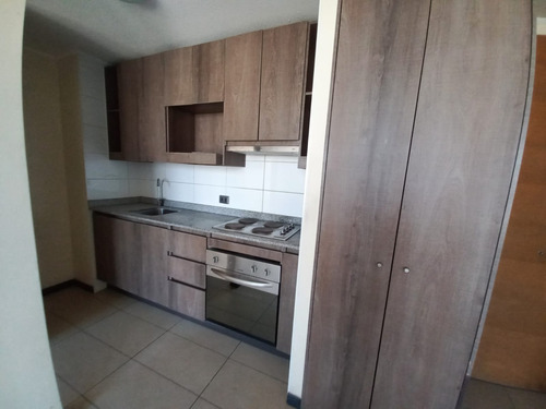 Se Vende Departamento, Excelente Ubicacion En Quinta Normal.