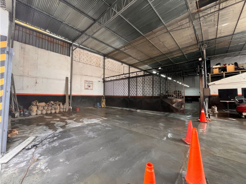 Vendo Galpón C/ Fondo Taller Mecánico 680m2 Monte Cristo 9068
