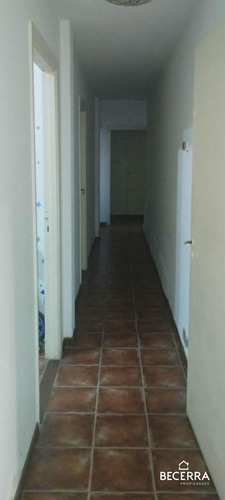 Chalet En Venta En Barrio Inglés - Hurlingham