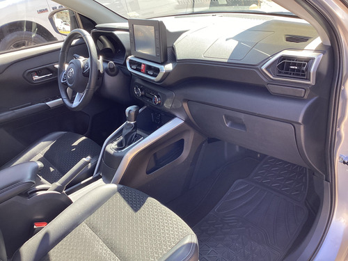 Toyota Raize 1.0T Xle Fwd Cvt