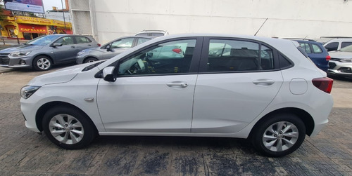 Imagen 3 de 19 de Nuevo Chevrolet Onix Ltz 2023 1.0 Turbo Automatico 0km Smar5