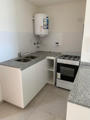Imagen 2 de 9 de Venta Monoambiente La Plata Zona Pasaje Rodrigo