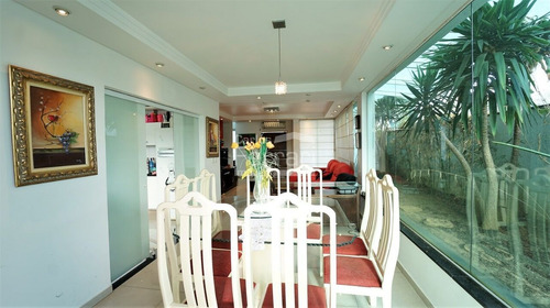 Imagem 1 de 15 de Casa Maravilhosa De 4 Pisos 3 Dorm, Elevador, Piscina Aquecida ,iluminada ,próximo Ao Clube Guapira - Cf40994