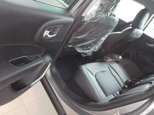 Imagen 19 de 25 de Fiat Toro 2.0 350 Multijet Freedom 4x4 At