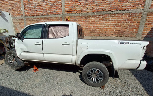 Toyota Tacoma En Partes 16-23