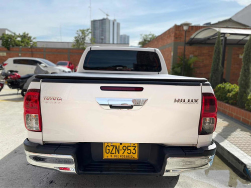 Toyota Hilux 2020 2.4l