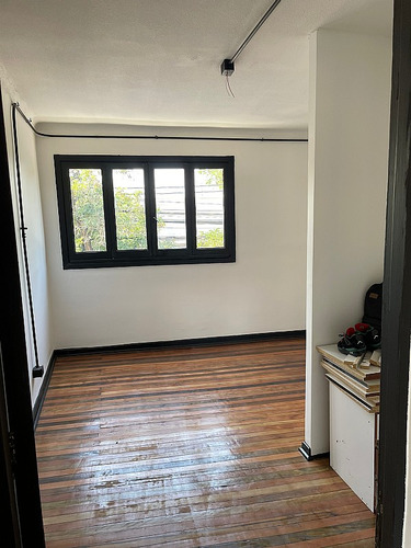 Arriendo Casa Remodelada En Comuna De Santiago