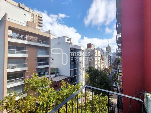 Imagen 2 de 30 de Venta Departamento De 2 Ambientes Invertido Con Balcon Terraza - Plaza Colon Mar Del Plata