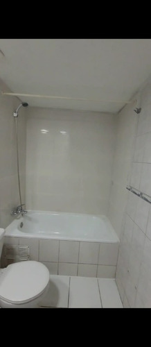 Arriendo Departamento En Rosas Con MaipĂș. Santiago.