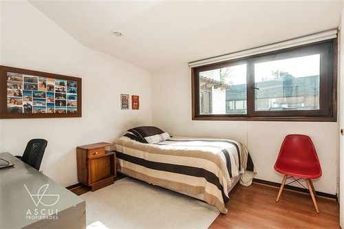 Imagen 17 de 24 de Casa En Venta De 5 Dormitorios En Vitacura