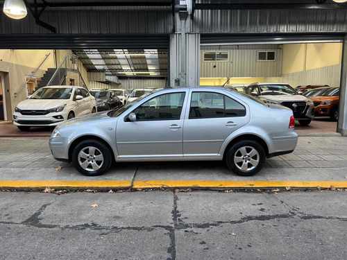 Imagen 2 de 13 de Volkswagen Bora 2.0 Trendline 115cv /// 2010 - 162.000km