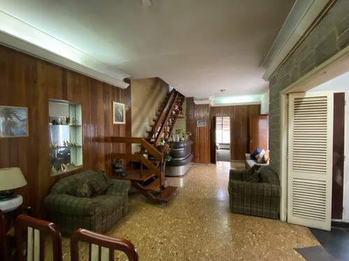 Imagen 6 de 30 de Casa Sobre Lote Propio Con Patio Y Terraza!