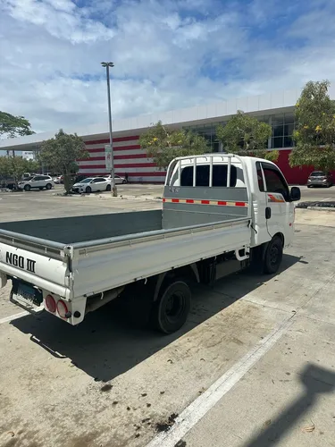 Kia Bongo 111