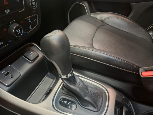 Jeep Compass 2.0 16V FLEX LONGITUDE AUTOMÁTICO