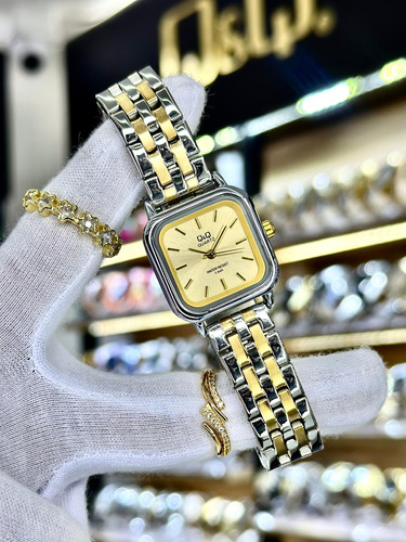 Hermoso Reloj Mujer Marca Qyq Cuadrado Sumergible + Estuche