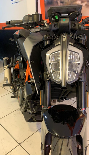 Imagem 9 de 15 de Ktm Duke 390 2022 Prata .... Lançamento Só Na Amaro Motos