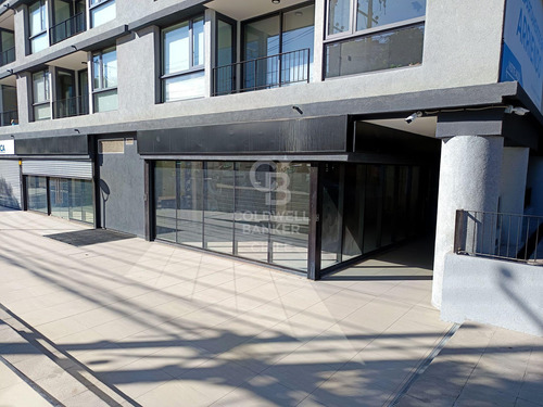 Local Comercial En Ñuñoa De 97m2