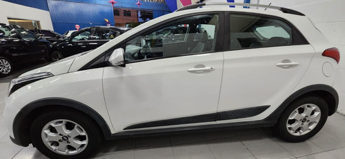 Hyundai HB20X Premium 1.6 Flex 16V Aut.