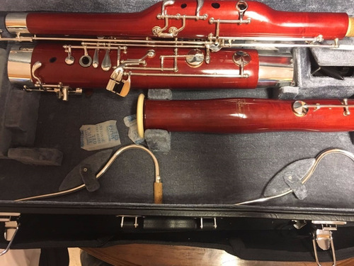 Imagen 4 de 7 de Fagot Lincoln Winds Arce Con Estuche Lcba-690