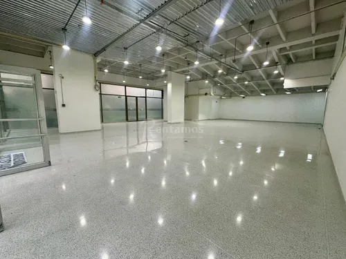 Local En Venta En La Salle. Cod V775959