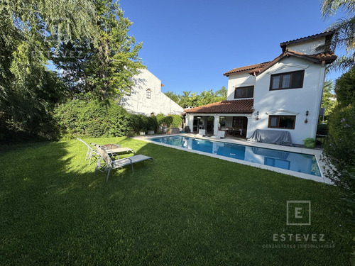 Apto Credito - Casa En Venta Barrio Cerrado, Escobar