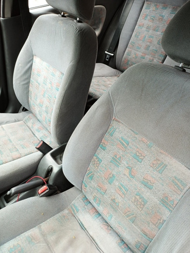 Imagen 7 de 10 de Daewoo Lanos Sedán Sedan