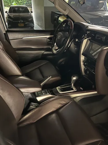 Toyota Fortuner 2.8l