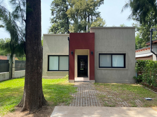 Casa En Venta :: 3 Amb :: Leloir Village :: Barrio Cerrado