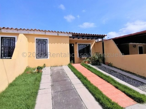 Imagen 25 de 30 de Casas En Venta El Amanecer Cabudare Lara. 3 Habitaciones 2 Baños 2 P/e Cod # 22 - 7781 Katty Vasquez Rentahouse 412 - 1498654 Contactame! Excelente Precio De Oportunidad E Inversion. Negociable !!!