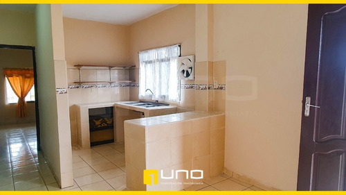 Imagen 6 de 10 de Departamento En Alquiler En Segundo Piso- Av San Aurelio Dentro Del 3er Anillo