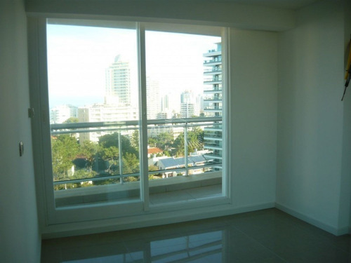 Imagen 12 de 15 de Oportunidad ! A Estrenar, 2 Dormitorios - Punta Del Este Roosevelt