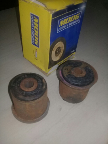 Bujes Tijera Jeep Comanche  Año 88 Marca Moog