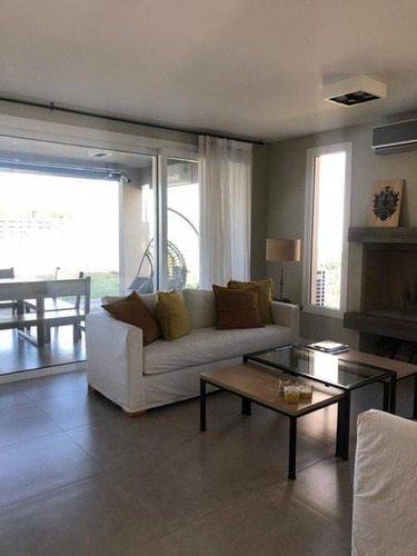 Imagen 4 de 24 de Casa En Venta En Castaños - Nordelta