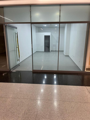 Local En Arriendo En Medellín Sector Poblado